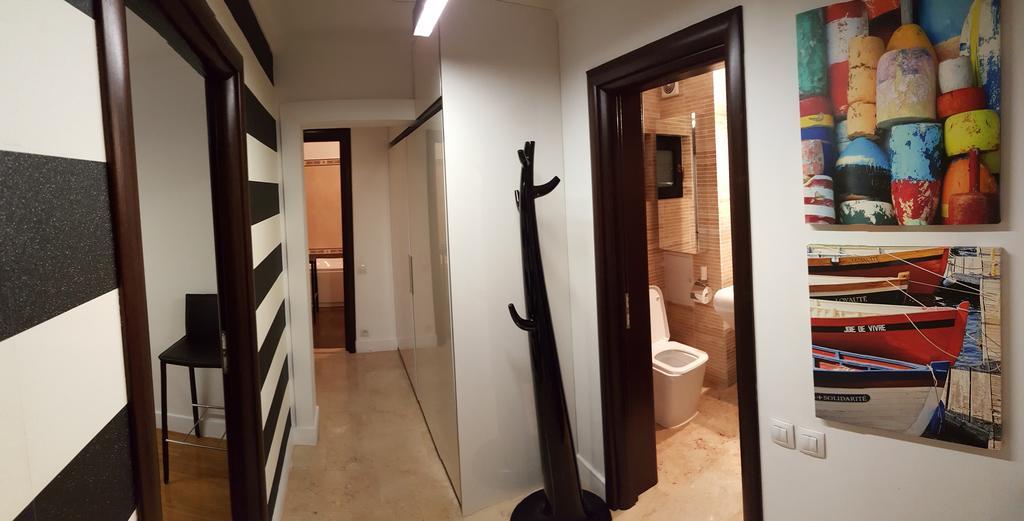 Mihail Cioranu Apartment Bukarest Exteriör bild